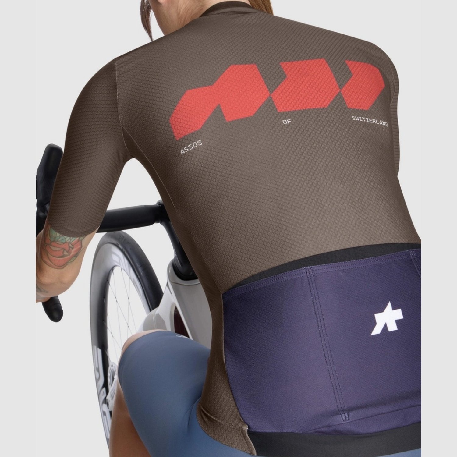 ASSOS Jersey DYORA R S11 We Are The A moka brown - Image 8