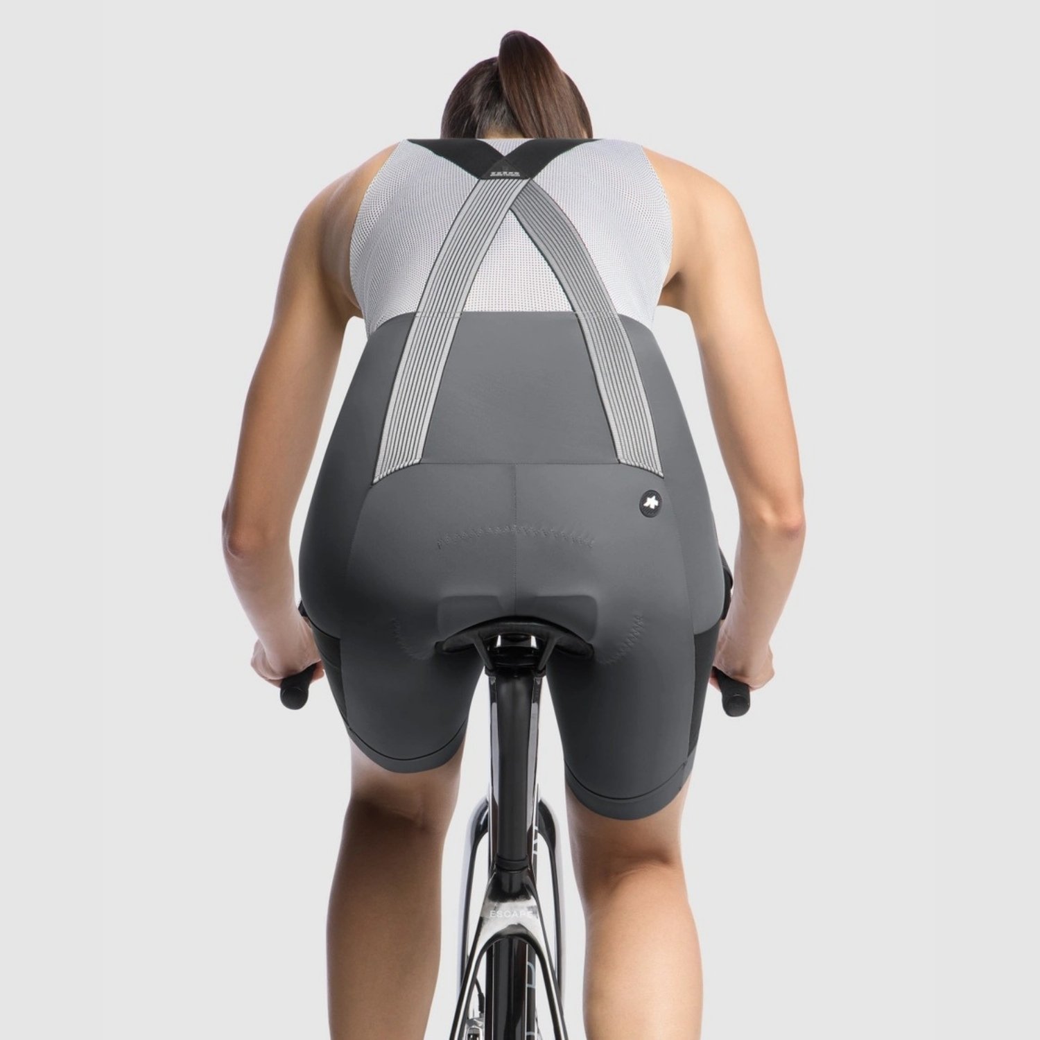 ASSOS Bib Shorts TACTICA Kieskäfer women's gravel T5 robust grey - Image 6