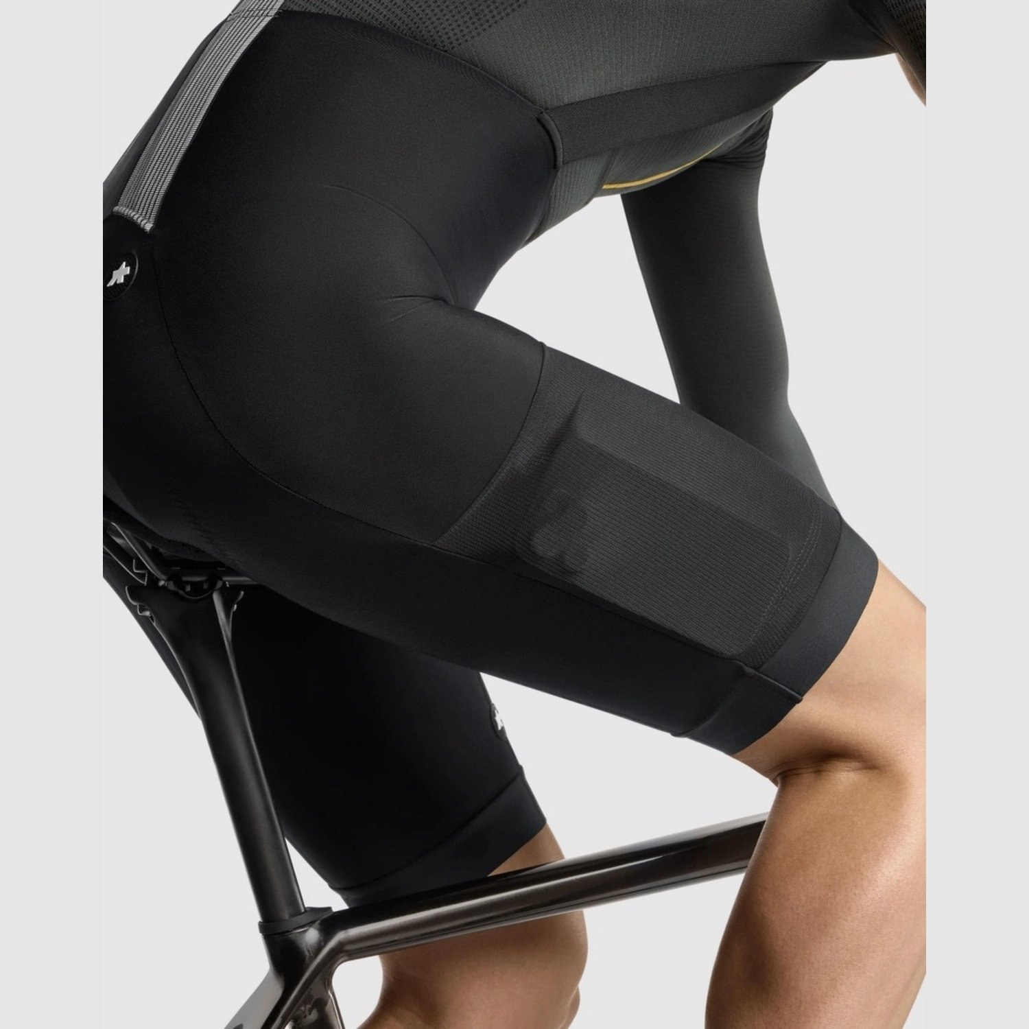 ASSOS Bib Shorts TACTICA spring fall T5 - Image 8
