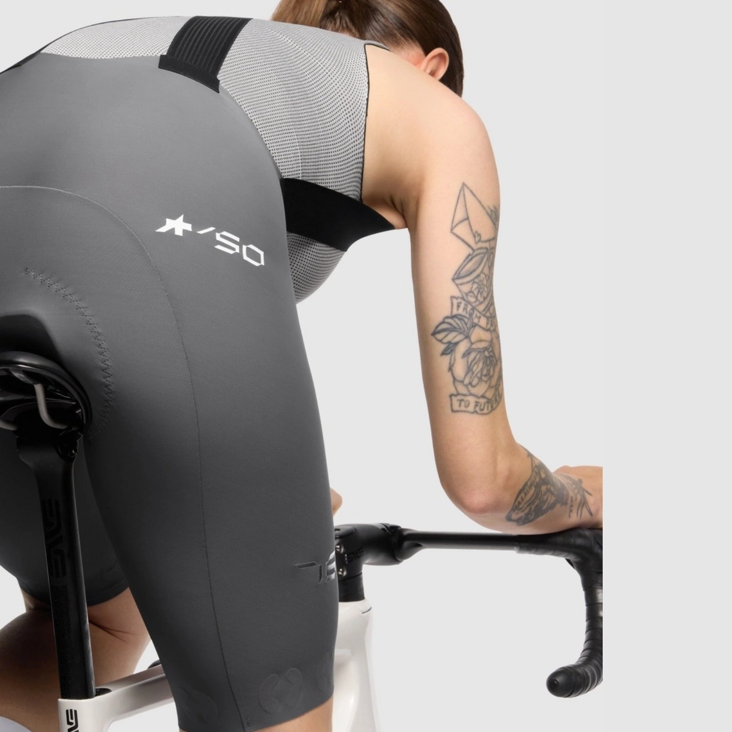 ASSOS Bib Shorts DYORA R S11 A50 Anniversary robust grey - Image 5