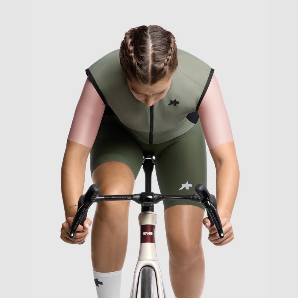 ASSOS Wind Vest UMA GT S11 edge green - Image 8